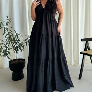 SHEIN Black Pleated Maxi Dress